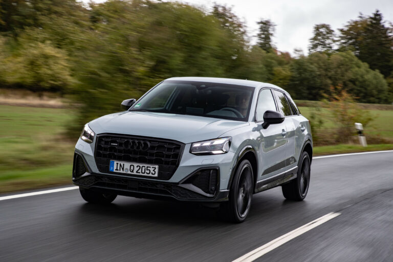 Regulier versus Duurzaam: Automotorsport test 215/55 R17 Zomerbanden