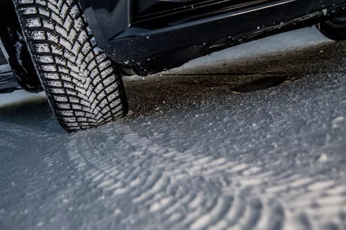 Bridgestone Blizzak LM-005 Miniatuur 3600x2400