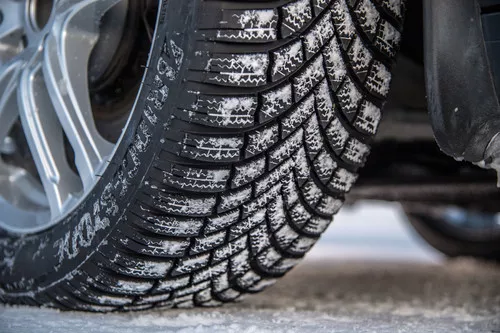 Bridgestone Blizzak LM-005 Miniatuur 3600x2400