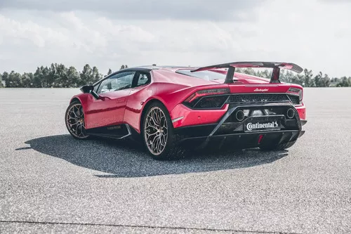 Continental SportContact 6 Miniatuur 4000x2667