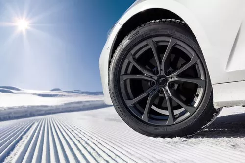 GoodYear UltraGrip Performance 3 Miniatuur 1920x1280