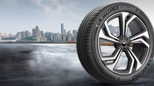 Michelin Pilot Sport 4 SUV Miniatuur 1600x899