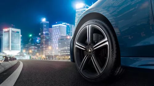 Michelin Pilot Sport 5 Miniatuur 1600x899