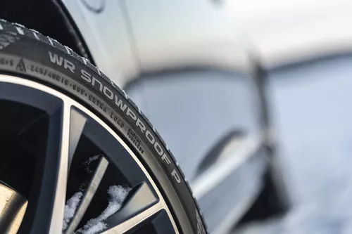 Nokian WR Snowproof P Miniatuur 1619x1079