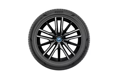 Pirelli P ZERO Miniatuur 2440x1638