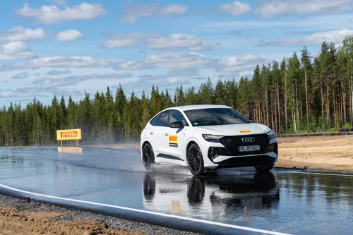 Pirelli Scorpion All Season SF2 Miniatuur 2362x1575